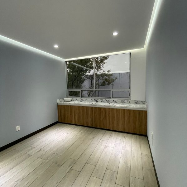 WhatsApp Image 2023-12-18 at 18.41.06 (1)